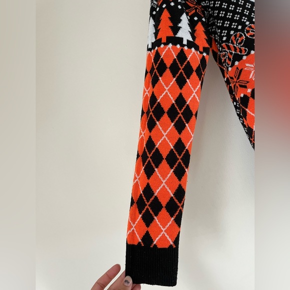 Philadelphia Flyers NHL Ugly Sweater, orange and black, men’s size small - Picture 5 of 10